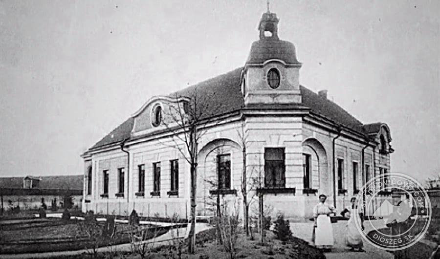 A Brychta-villa, amelyet "kis kastélynak" is neveznek.