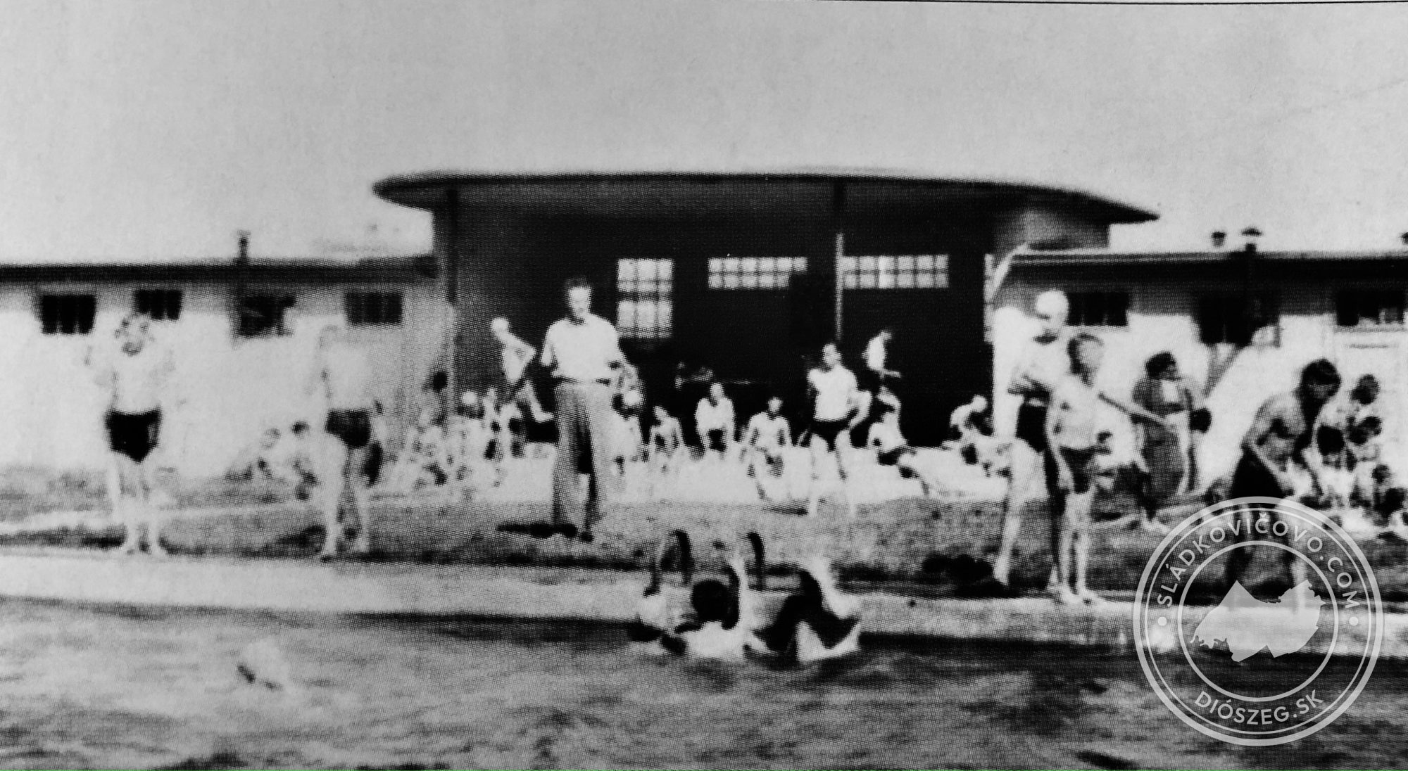 A strandfürdő 1960 körül.