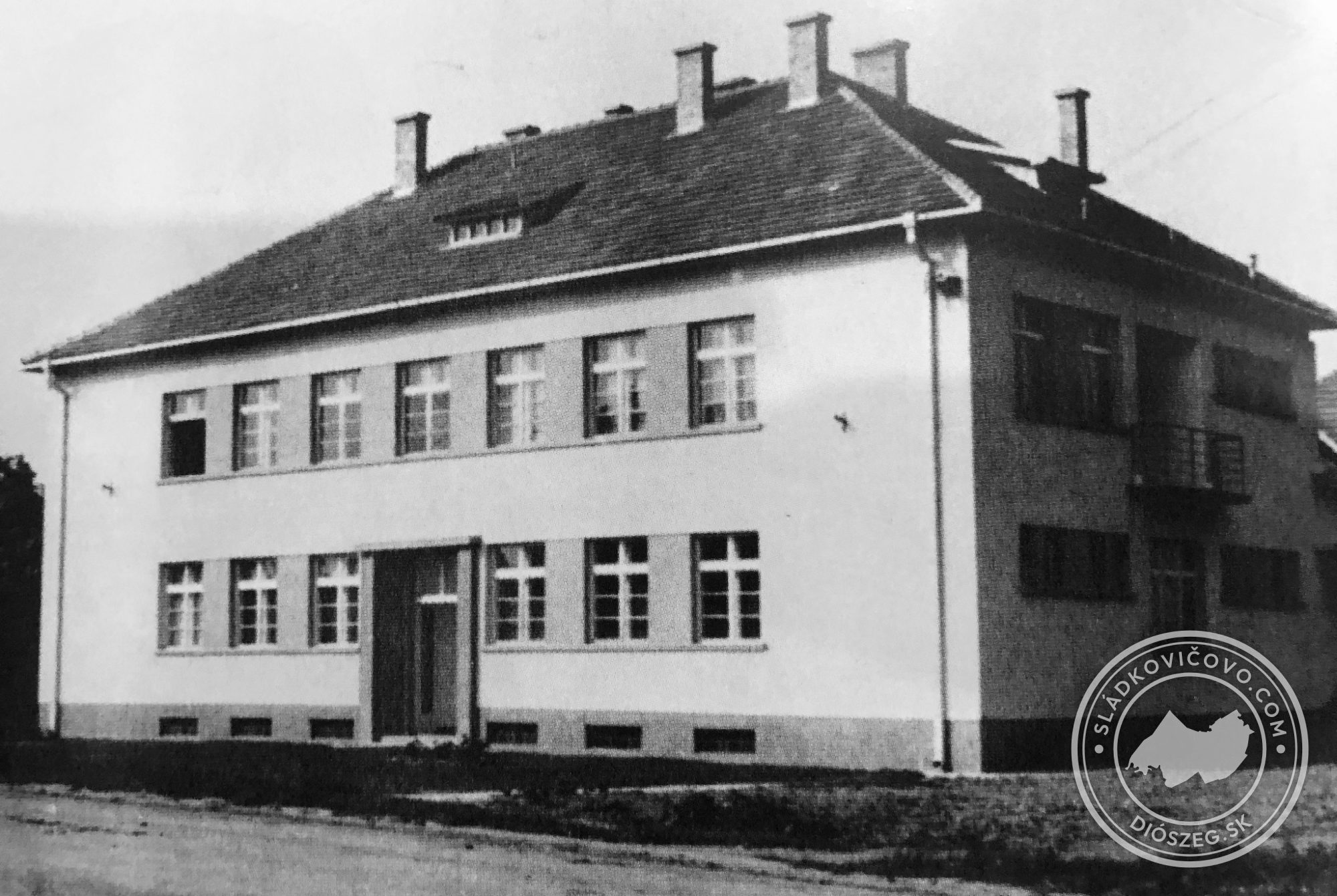 Novostavba nemocnice na konci štyridsiatych rokov minulého storočia.